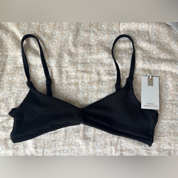 Good American Always Fits Bikini Top - Picture 1 of 3